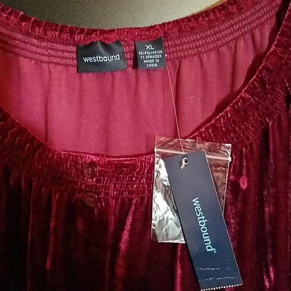 Westbound XL Burgandy Velvet Long Sleeve Button Up - Picture 2 of 3